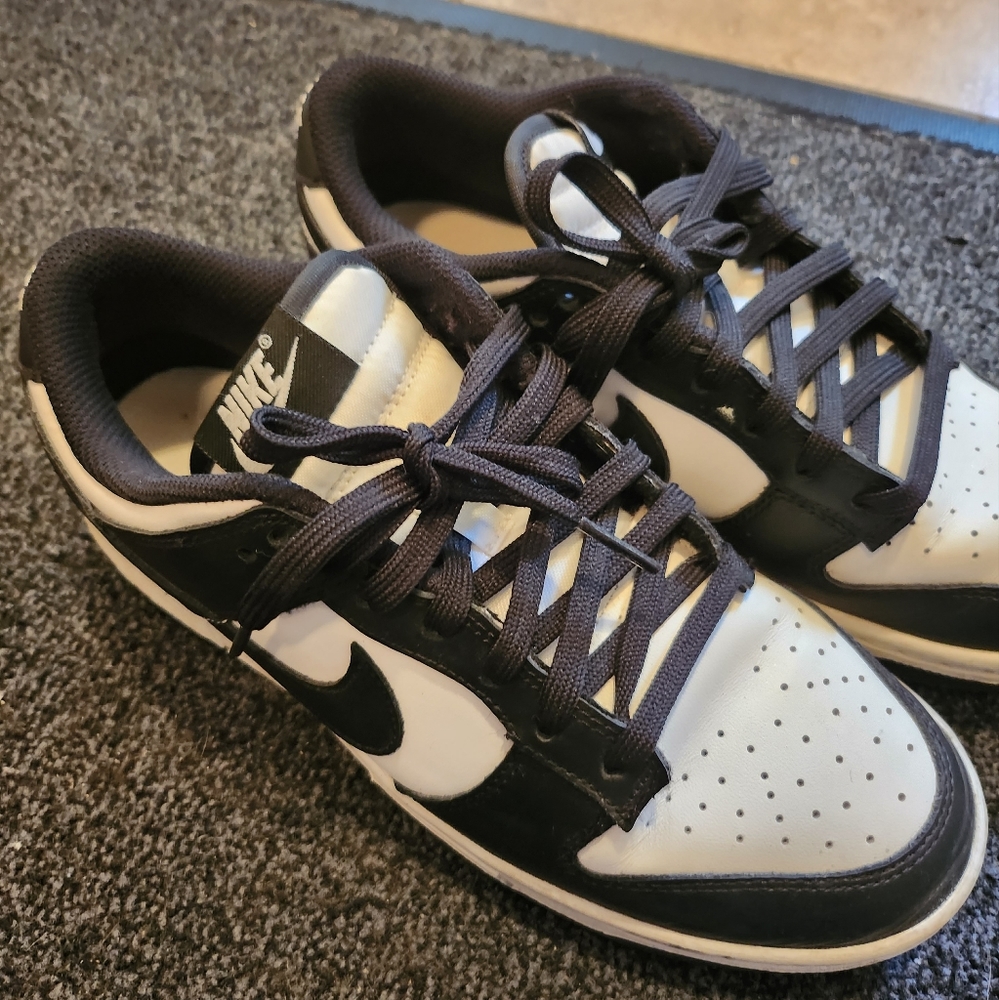 Nike dunk low panda